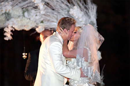 Kim and Kroy get married,